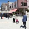 Ürettikleri maskeleri vatandaşlara dağıttılar Ürettikleri maskeleri vatandaşlara dağıttılar