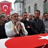 Şehit polisin cenazesinde siyasilere tepki