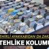 Asıl tehlike kolumuzda, zehirli ayakkabıdan da tehlikeli... Asıl tehlike kolumuzda, zehirli ayakkabıdan da tehlikeli...