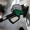 Son dakika: Benzine indirim, motorine zam geliyor! Bu gece yarısı başlayacak