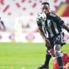 Larin çıldırttı Larin çıldırttı