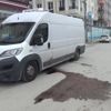 Kamyonetten sızan kan vatandaşı korkuttu Kamyonetten sızan kan vatandaşı korkuttu