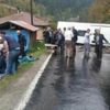 Tur otobüsü devrildi: 13 yaralı