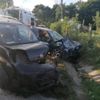 Kocaeli TEM Otoyolunda kamyona çarpan maske yüklü tır parçalandı: 1 ölü 1 yaralı