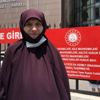 Mahkemeden çarşaflı kadına hakaret davasında sanığa 360 lira adli para cezası Mahkemeden çarşaflı kadına hakaret davasında sanığa 360 lira adli para cezası
