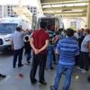 Kafasına tuğla düşen çocuk ağır yaralandı