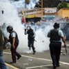 Venezuela'da sokaklar yine karıştı Venezuela'da sokaklar yine karıştı