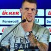 Martin Skrtel kadrodan çıkartıldı