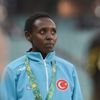 Milli atlet Yasemin Can tarihe geçti