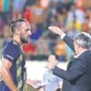 Yanal’dan Vedat’a güvenoyu Yanal’dan Vedat’a güvenoyu