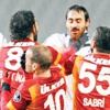 Beşiktaş sezonluk emeğine G.Saray ve F.Bahçe maçlarında yazık ediyor Beşiktaş sezonluk emeğine G.Saray ve F.Bahçe maçlarında yazık ediyor