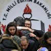 Bakanlık tarihi açıkladı! 20 bin sözleşmeli öğretmen alınacak Bakanlık tarihi açıkladı! 20 bin sözleşmeli öğretmen alınacak