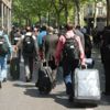 Turistler yürüdü, taksiciler müşteri beğenmedi Turistler yürüdü, taksiciler müşteri beğenmedi