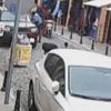 Otomobilden 15 bin liralık tespih çaldı Otomobilden 15 bin liralık tespih çaldı