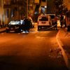 İzmir de iki grup arasında silahlı kavga: 1 ağır yaralı İzmir de iki grup arasında silahlı kavga: 1 ağır yaralı