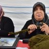 Mehmetçiğe atkı ördüler Mehmetçiğe atkı ördüler