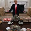 Trump Beyaz Saray'a hamburger ve pizza sipariş etti