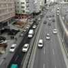 E-5 yanyol, araçların otoparkı oldu E-5 yanyol, araçların otoparkı oldu