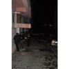 Çatıdan Düşüp Öldü Çatıdan Düşüp Öldü