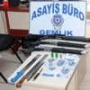 Gemlik’te uyuşturucu ve silah ele geçirildi Gemlik’te uyuşturucu ve silah ele geçirildi