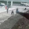 Video: Taşlı sopalı danslı kavgası Video: Taşlı sopalı danslı kavgası