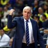 Zeljko Obradovic, ailesi ile birlikte Sırbistan a ... Zeljko Obradovic, ailesi ile birlikte Sırbistan a ...