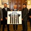 Altay'dan Tunç Soyer'e ziyaret Altay'dan Tunç Soyer'e ziyaret