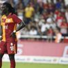 Galatasaray yönetimi takımın yıldız futbolcularını uyardı: Kimse bizden ayrıcalık beklemesin. Takımın lideri Tudor'dur