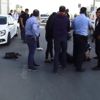 Üst geçidin altında otomobil çarptı Üst geçidin altında otomobil çarptı