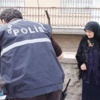 Yaşlı kadına kapkaççı şoku Yaşlı kadına kapkaççı şoku