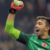 Muslera'ya İngiliz kancası