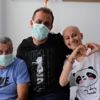 Haluk Levent lösemili Ebru ile düet yaptı Haluk Levent lösemili Ebru ile düet yaptı