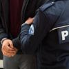 Balkondan atlayarak kaçmaya çalışan DEAŞ şüphelisi yakalandı Balkondan atlayarak kaçmaya çalışan DEAŞ şüphelisi yakalandı