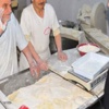 Hayvan yemiyle ekmek yaparken yakalandılar Hayvan yemiyle ekmek yaparken yakalandılar