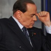 Berlusconi yanlış mitingde, rakip adaya destek istedi Berlusconi yanlış mitingde, rakip adaya destek istedi
