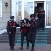 Elektrik hattındaki kabloları çalan 3 kişi tutuklandı Elektrik hattındaki kabloları çalan 3 kişi tutuklandı