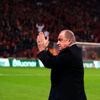 Fatih Terim den oyuncularına: Bu oyun, bizi şampiyonluğa ... Fatih Terim den oyuncularına: Bu oyun, bizi şampiyonluğa ...