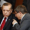 Davutoğlu Erdoğan'a rehine olayı hakkında bilgi verdi Davutoğlu Erdoğan'a rehine olayı hakkında bilgi verdi