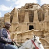 Dağların arasındaki harika eser Petra Dağların arasındaki harika eser Petra