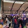 Yasak öncesi Bursa pazarlarında yoğunluk Yasak öncesi Bursa pazarlarında yoğunluk