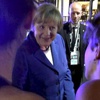 Merkel, G20 Zirvesi'nden önce bara gitti