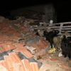 Yozgat ta şiddetli rüzgar ahır yıktı Yozgat ta şiddetli rüzgar ahır yıktı