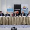 Başbakan Yıldırım'dan dev şirketlerin CEO’larına ‘güven’ mesajı Başbakan Yıldırım'dan dev şirketlerin CEO’larına ‘güven’ mesajı