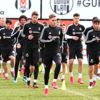 Beşiktaş ta derbi öncesi sarı kart alarmı! Tam 6 isim... Beşiktaş ta derbi öncesi sarı kart alarmı! Tam 6 isim...