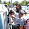 Polis olduklarını söyleyerek gasp yapan 4 kişi yakalandı Polis olduklarını söyleyerek gasp yapan 4 kişi yakalandı