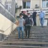 Emekli öğretmenin altın dişlerini bile aldılar