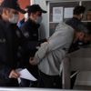 Kadın fark etti, mahalleli darbetti!