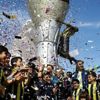 Fenerbahçe’nin Euroleague kupasının anıtı açıldı Fenerbahçe’nin Euroleague kupasının anıtı açıldı