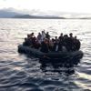 SON DAKİKA: İzmir’de 64 düzensiz göçmen kurtarıldı SON DAKİKA: İzmir’de 64 düzensiz göçmen kurtarıldı