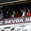 Beşiktaşlı taraftarlar localarda yerini aldı Beşiktaşlı taraftarlar localarda yerini aldı